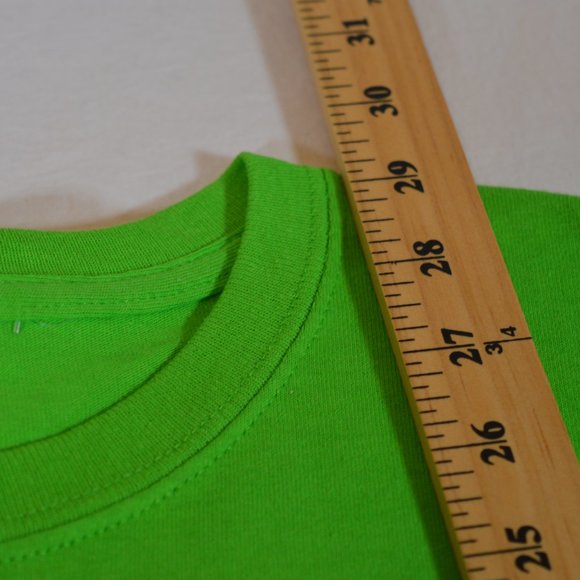 Top Shop BillieEilish Women's Size Large Lime Green Blohsh Graphic Tee Shirt - Picture 8 of 8